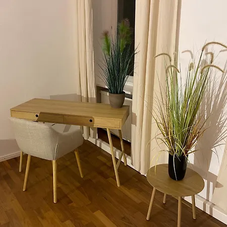 Wohnen Am Ringpark Im Zentrum Von